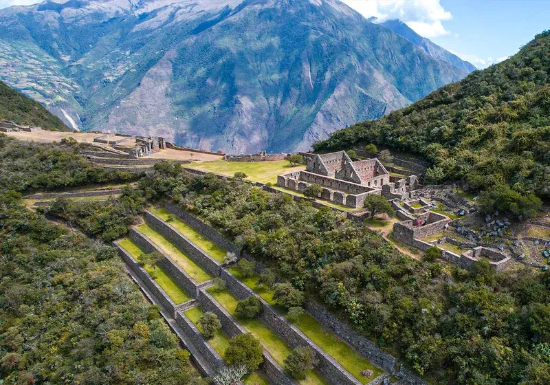 Choquequirao trek — the lost city near Machu Picchu
